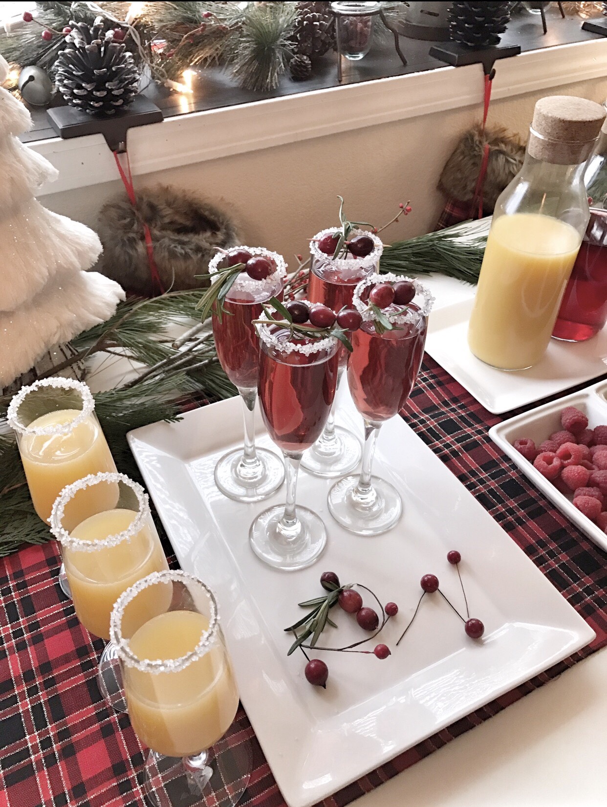 Host a Holiday Party with a Champagne Bar