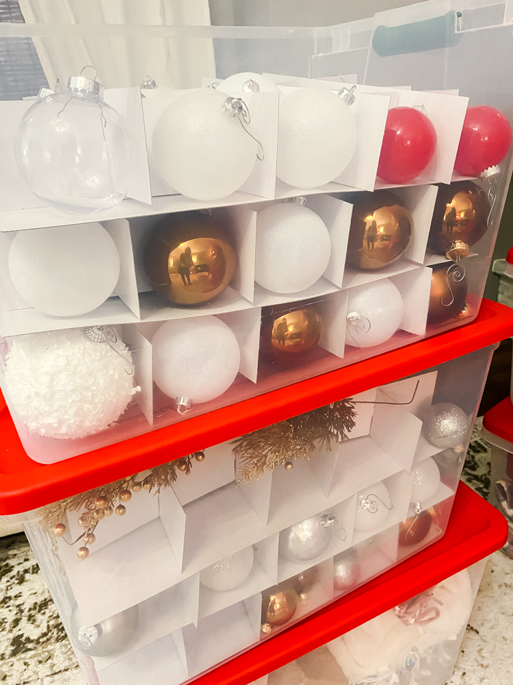 It is time to put away the the Christmas decor and get organized. This is how I store and organize my Christmas Decor.