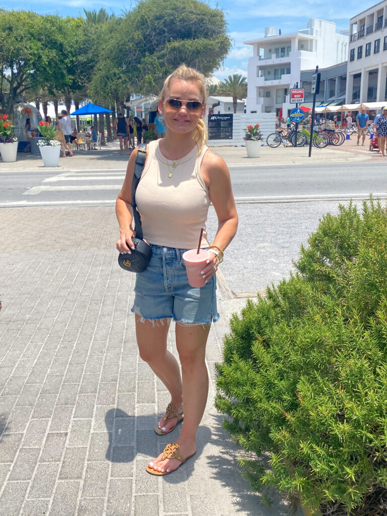 AGOLDE Denim Shorts Styles and Review - A Cup Full of Sass